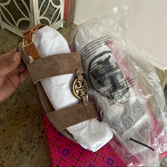 New Tory Burch sandal ❤️ - Picture 4 of 11
